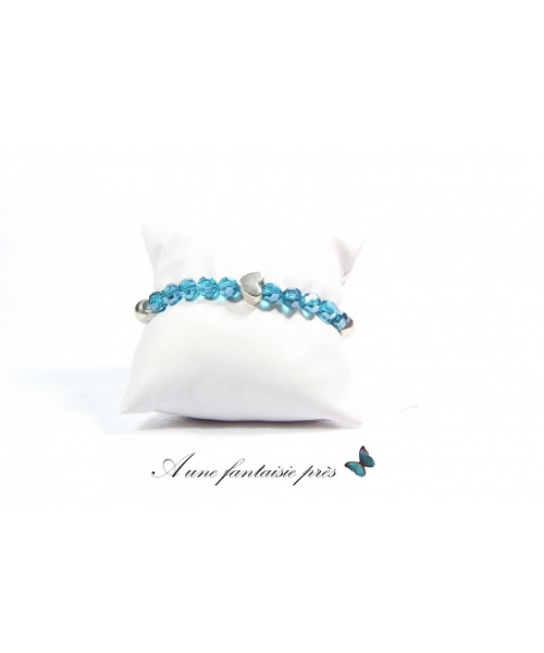 1139_-_bracelet_lastique_perle_de_verre_bleu_et_coeur_argent_12_euros