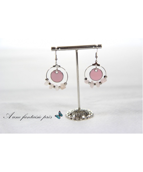 1329_-_boucle_doreille_crole_argent_acier_inoxydable_sequin_rose_et_quartz_rose_15_euros